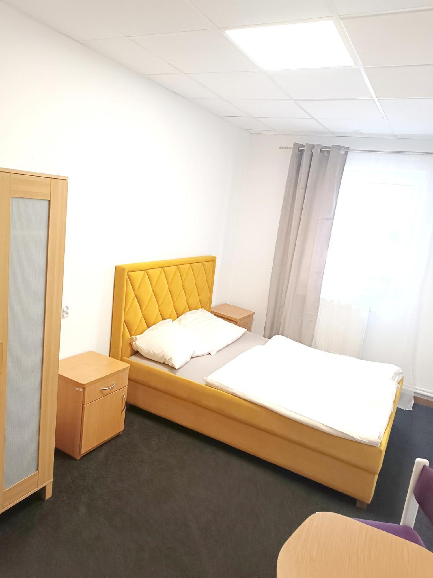 Hostel Krosnienska 12 Zielona Góra Eksteriør bilde