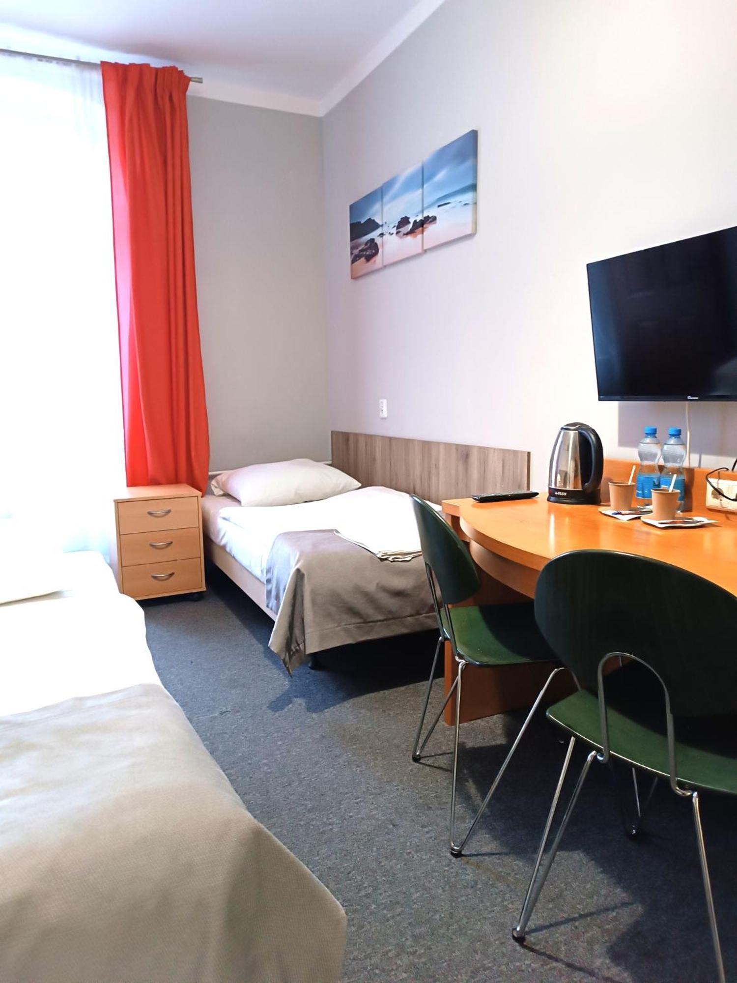 Hostel Krosnienska 12 Zielona Góra Eksteriør bilde