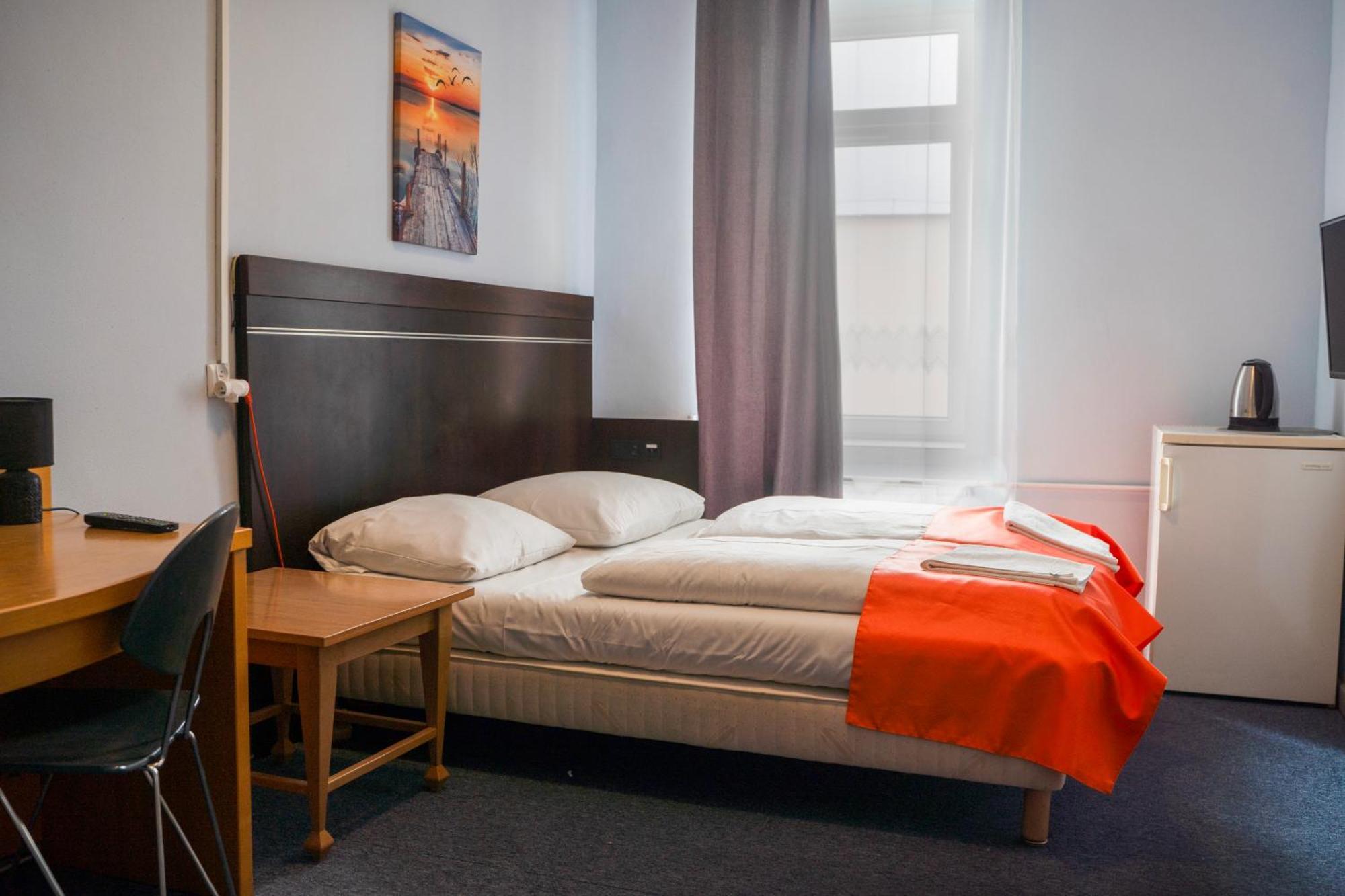 Hostel Krosnienska 12 Zielona Góra Eksteriør bilde
