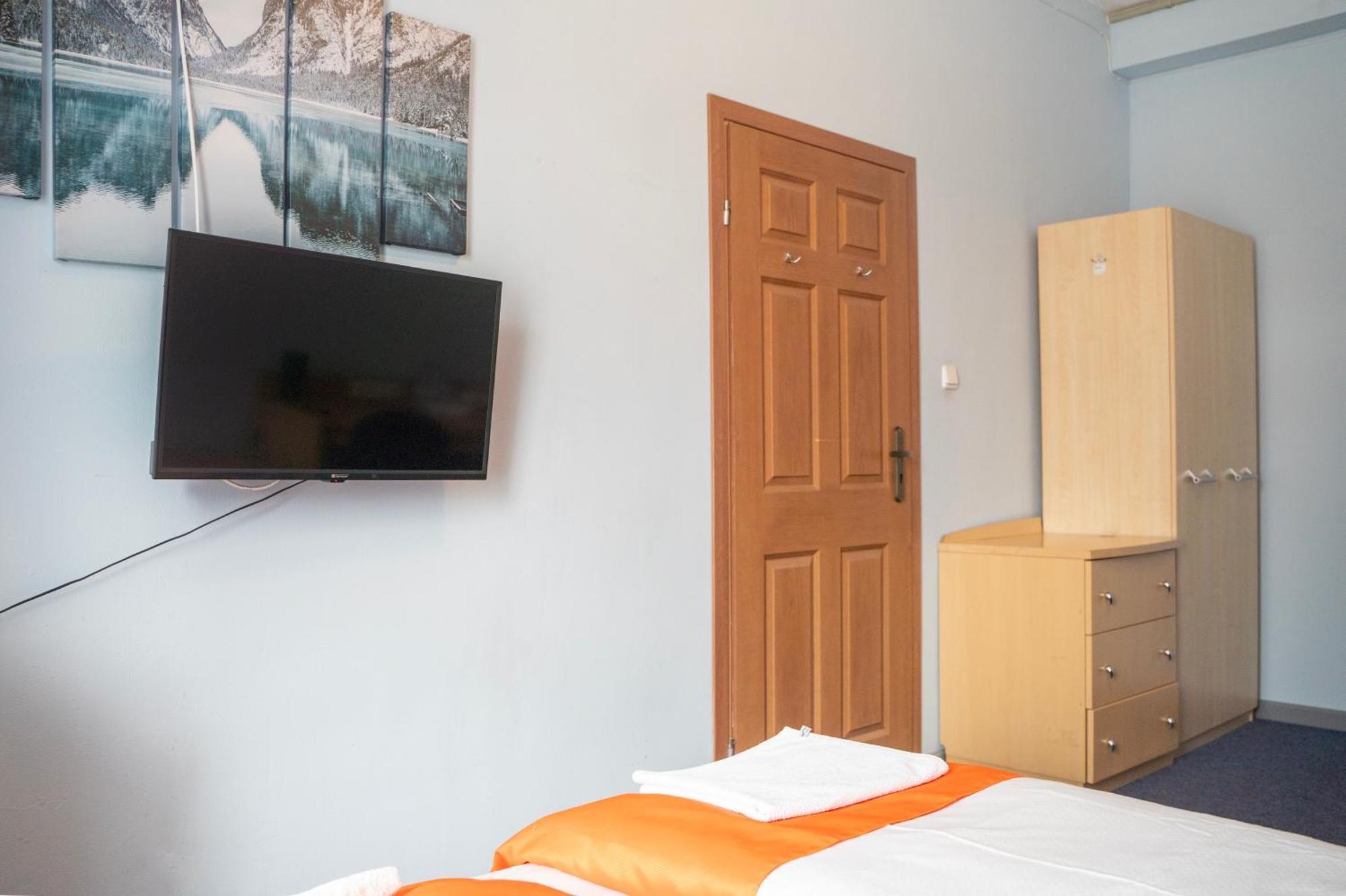 Hostel Krosnienska 12 Zielona Góra Eksteriør bilde