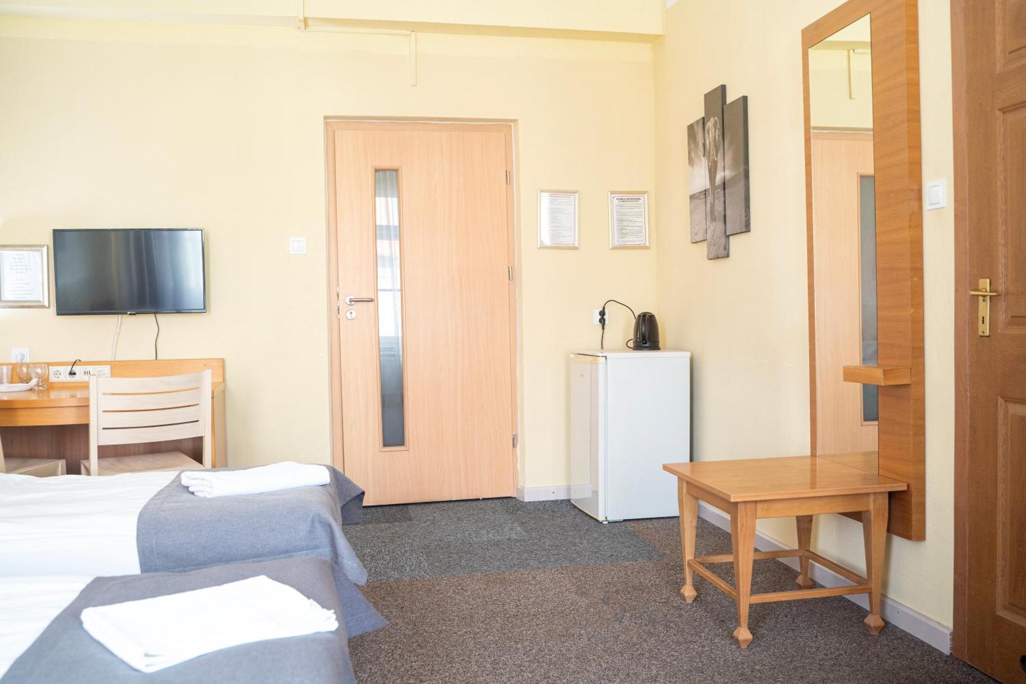 Hostel Krosnienska 12 Zielona Góra Eksteriør bilde