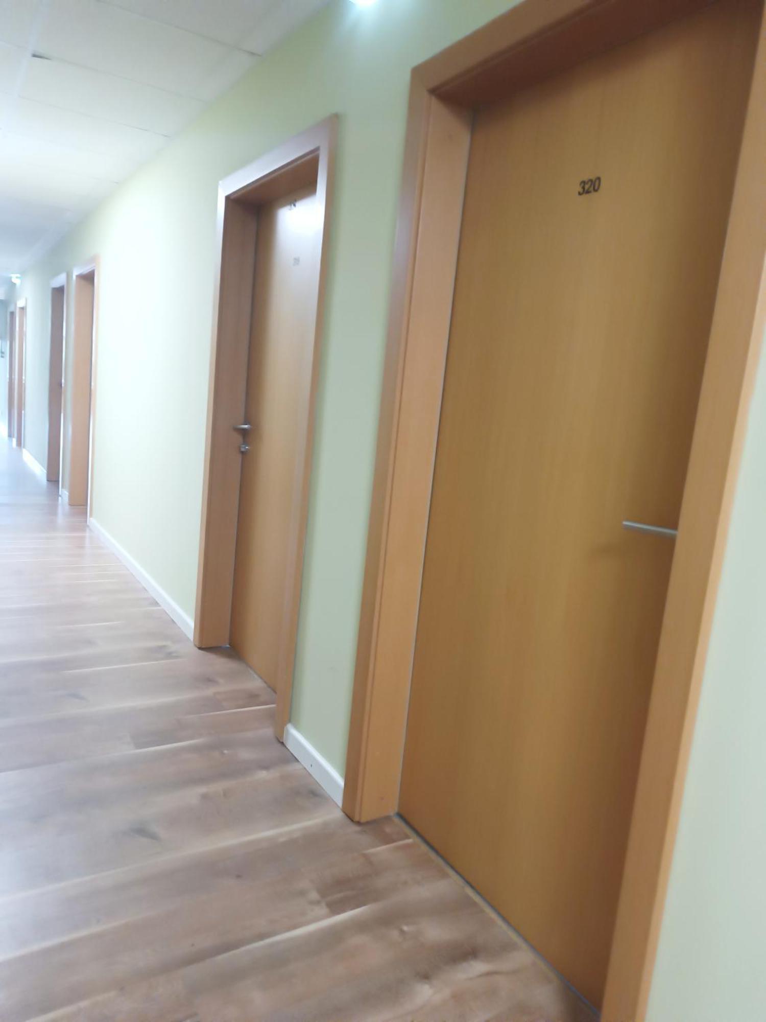 Hostel Krosnienska 12 Zielona Góra Eksteriør bilde