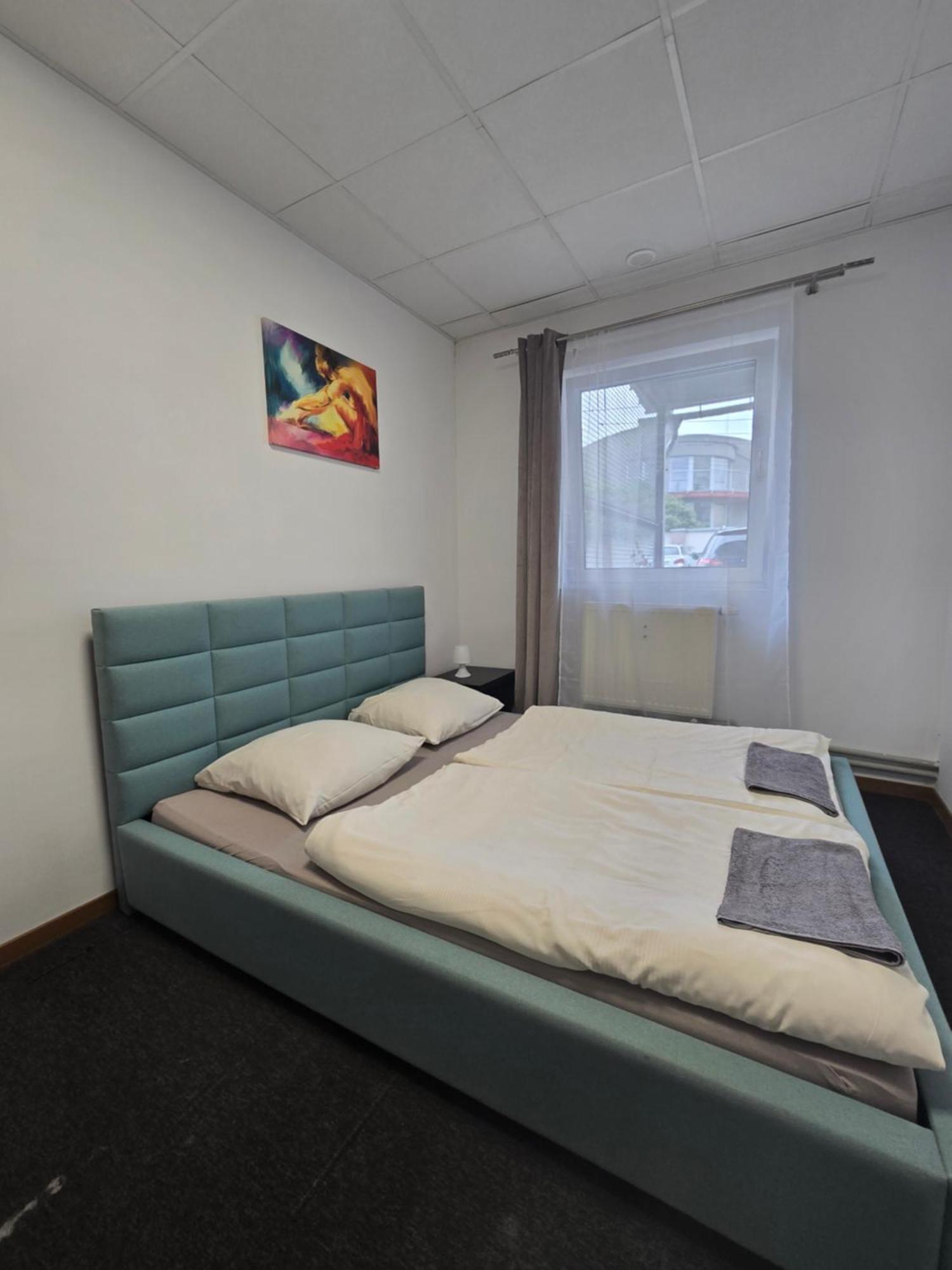 Hostel Krosnienska 12 Zielona Góra Eksteriør bilde